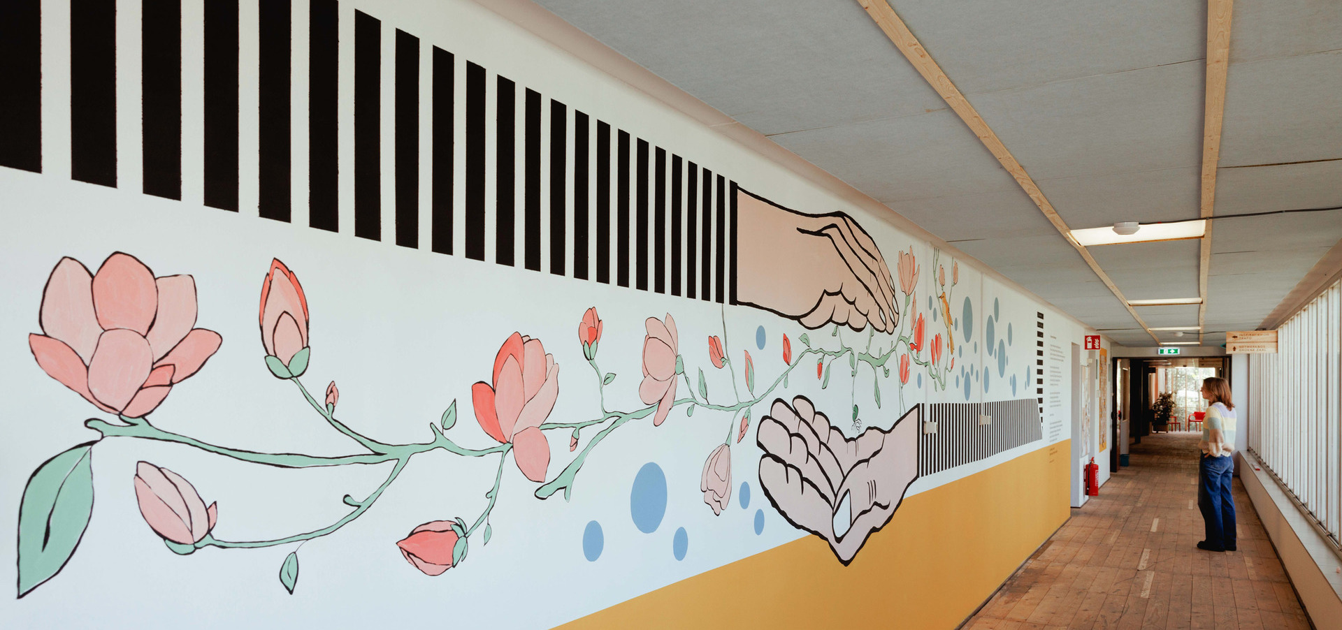 Laat je betoveren door de prachtige muurschildering bij De Groene Transformator!